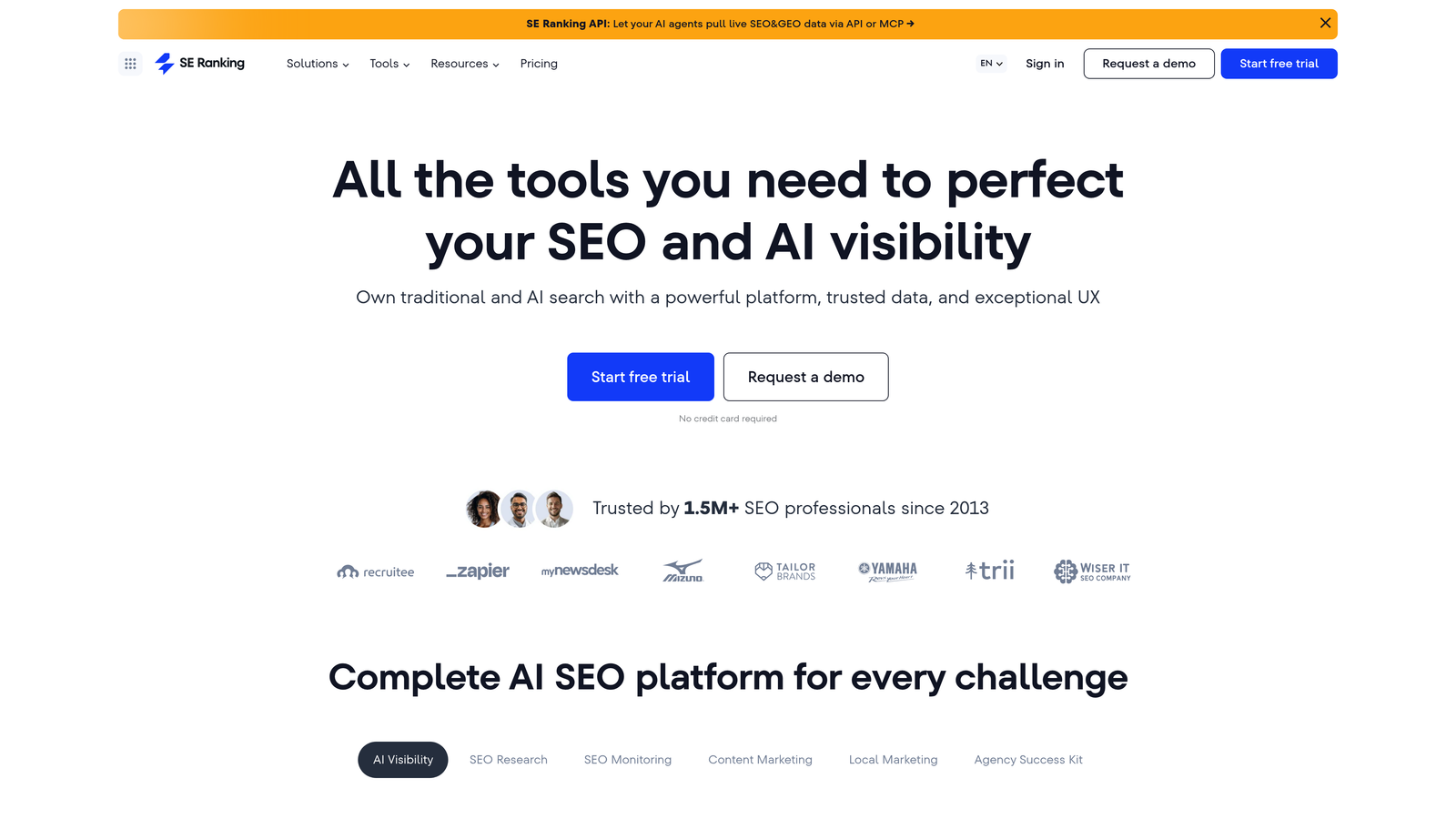Screenshot of SE Ranking website